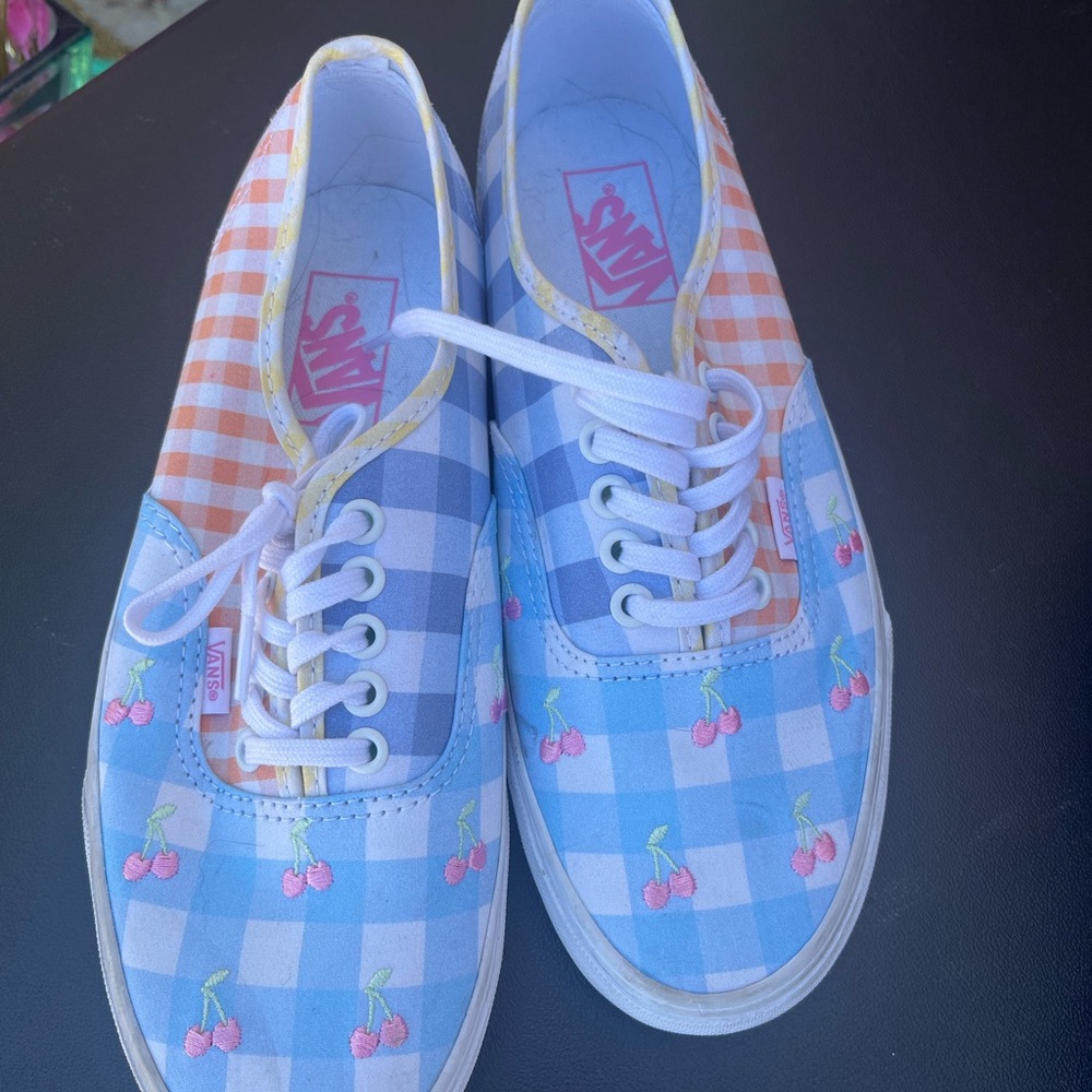 Vans Gingham Cherry Low-Top Sneakers in Blue and Orange - Picture 2 of 4